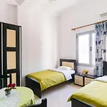 Shpetimi Hotel 3*