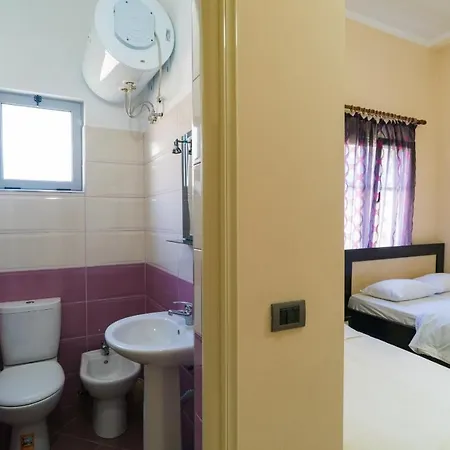 Shpetimi Hotel 3*