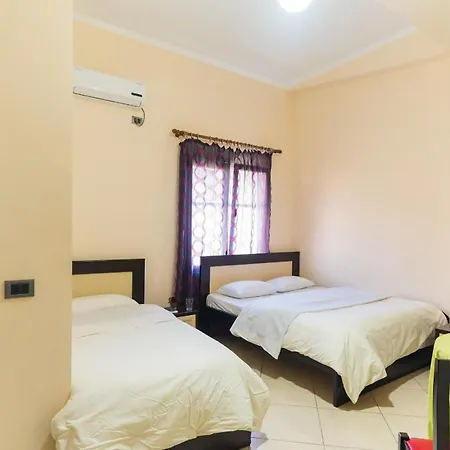 Shpetimi Hotel 3*
