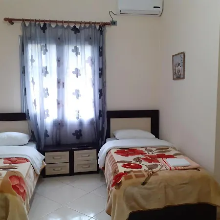 Hotel Shpetimi 3*