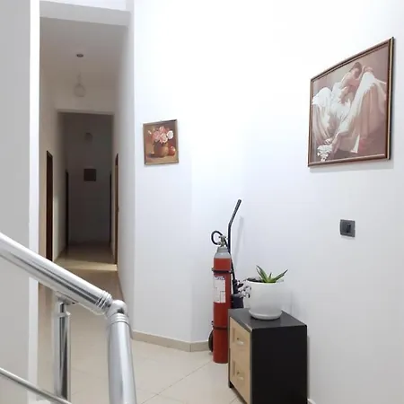 Shpetimi Hotel Corovode